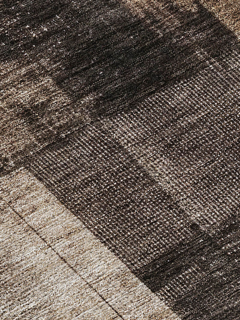 Nouveau NV10 Brown 10' x 14' Rug