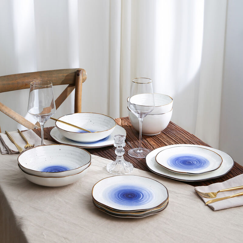 Christian Siriano Luma Porcelain 16 Piece Dinnerware Set