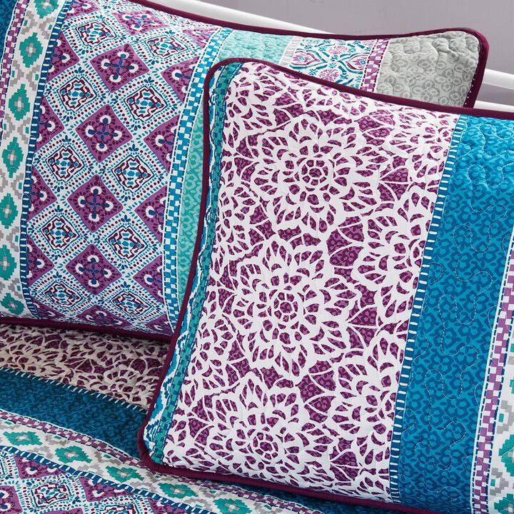 Gracie Mills Merewen 6-Piece Reversible Daybed Set