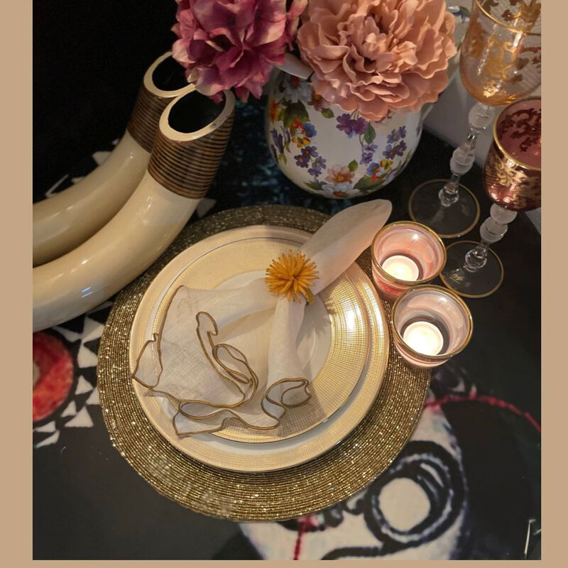 Linen Napkins With Gold Ruffled Edges, Set of 4