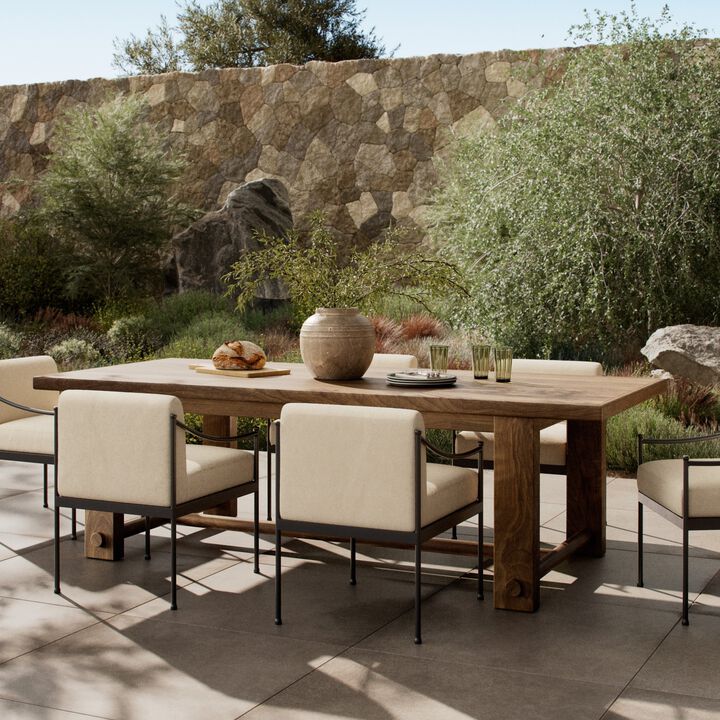 Lumi Outdoor Dining Table