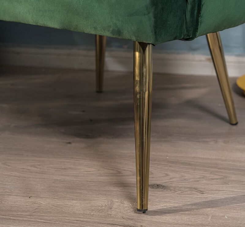 Design Lounge Chair with Metal Legs