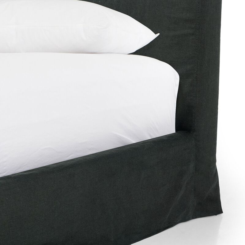 Daphne Slipcover King Bed