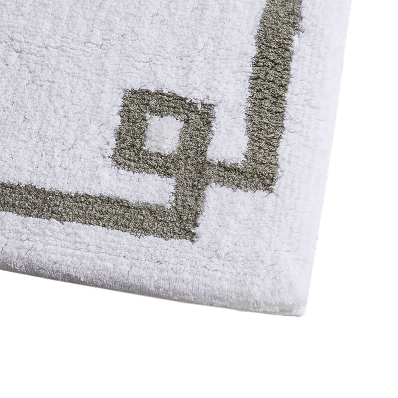Gracie Mills Tiffany Bordered Medium Pile Tufted Cotton Bath Rug" - 24x72"