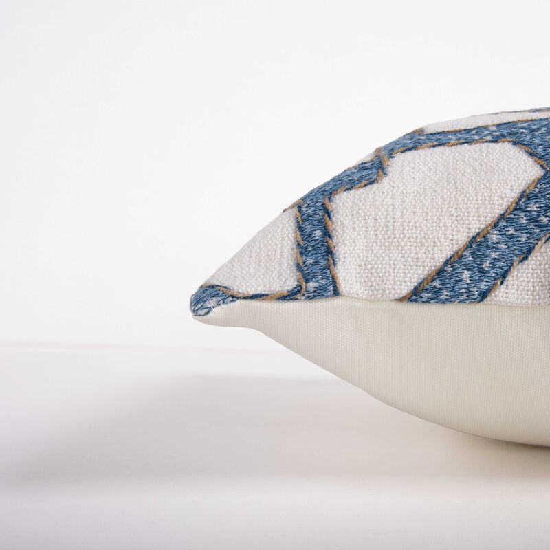 T22306 Pillow