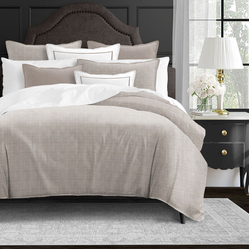 6ix Tailors Fine Linens Bishop Tan Coverlet Set