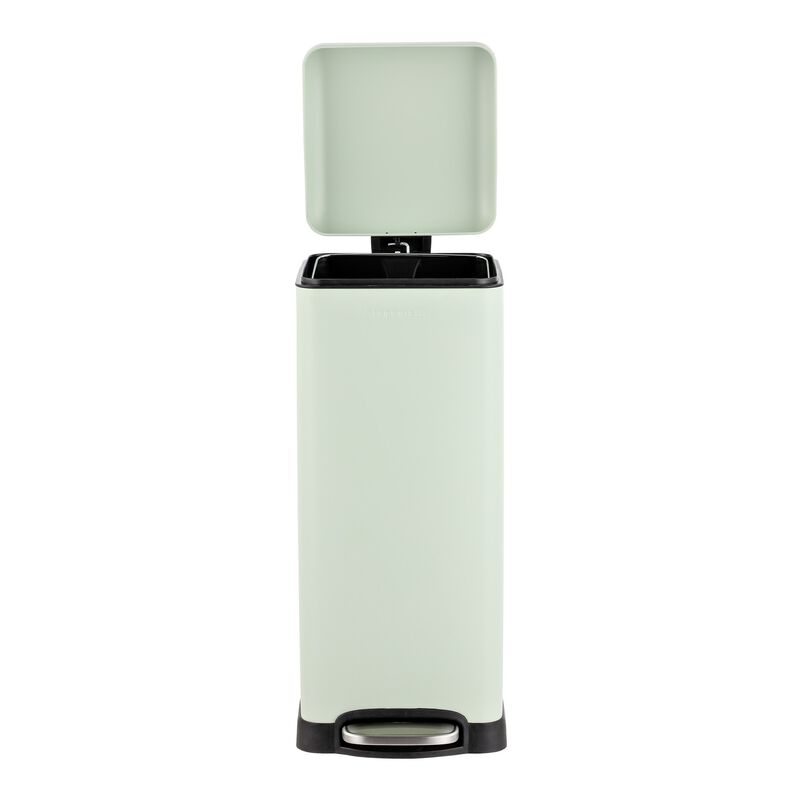 Betty Retro Step-Open Trash Can with Liners