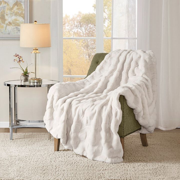 Gracie Mills Barry Faux Fur Basket Weave Throw