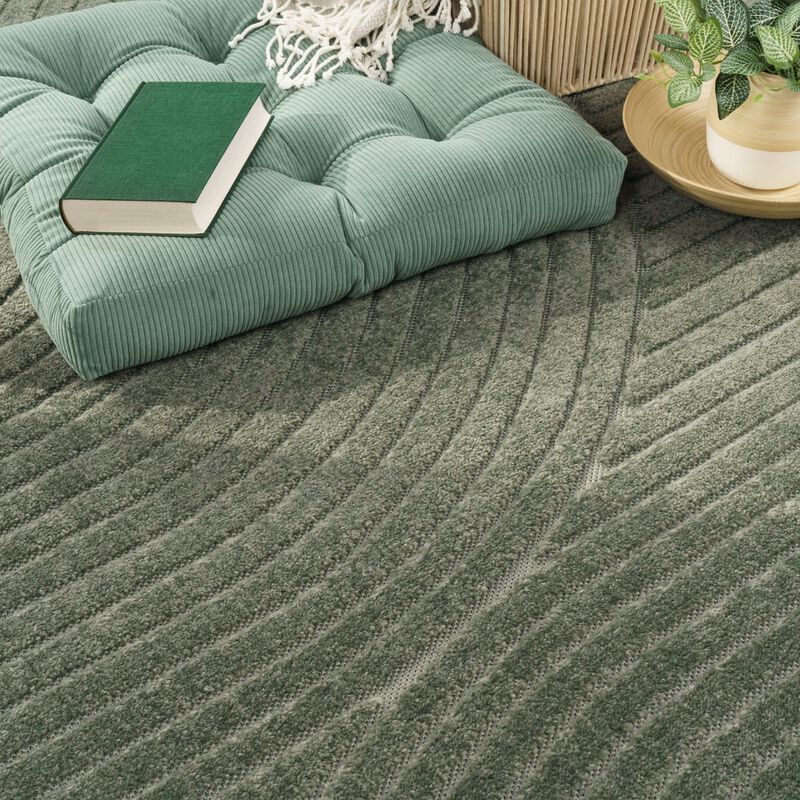 Modern Area Rug Minimalist Design with Curved Line Pattern in Cream / Green