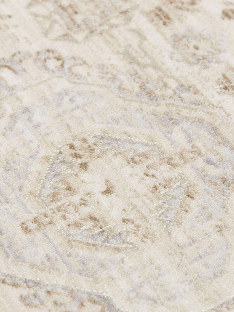 Iconic ICO764 3'11" x 5'6" Rug