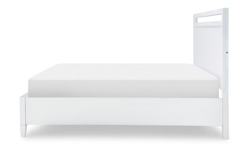 Summerland Cal King Panel Bed w/ Storage
