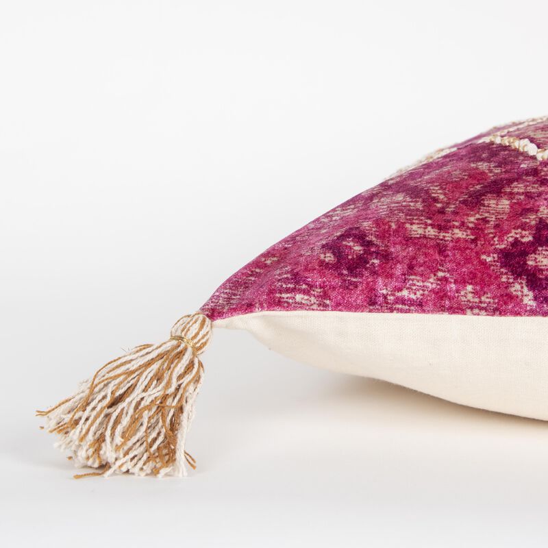 T17406 Pillow