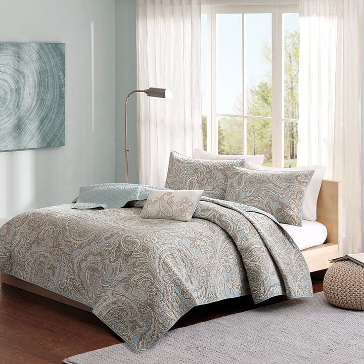 Gracie Mills Vicky 4-Piece Paisley Cotton Percale Quilt Set with Throw Pillow