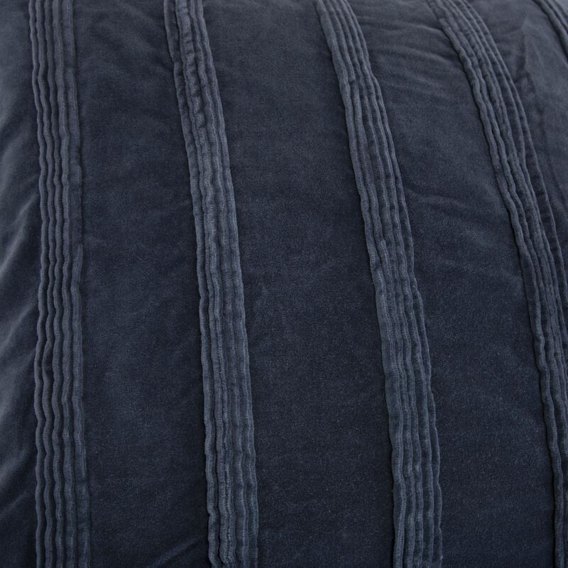 T10681 Pillow