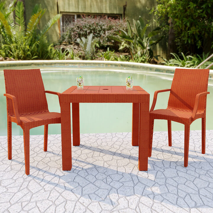 LeisureMod Weave Mace Indoor/Outdoor Chair (With Arms) in Green
