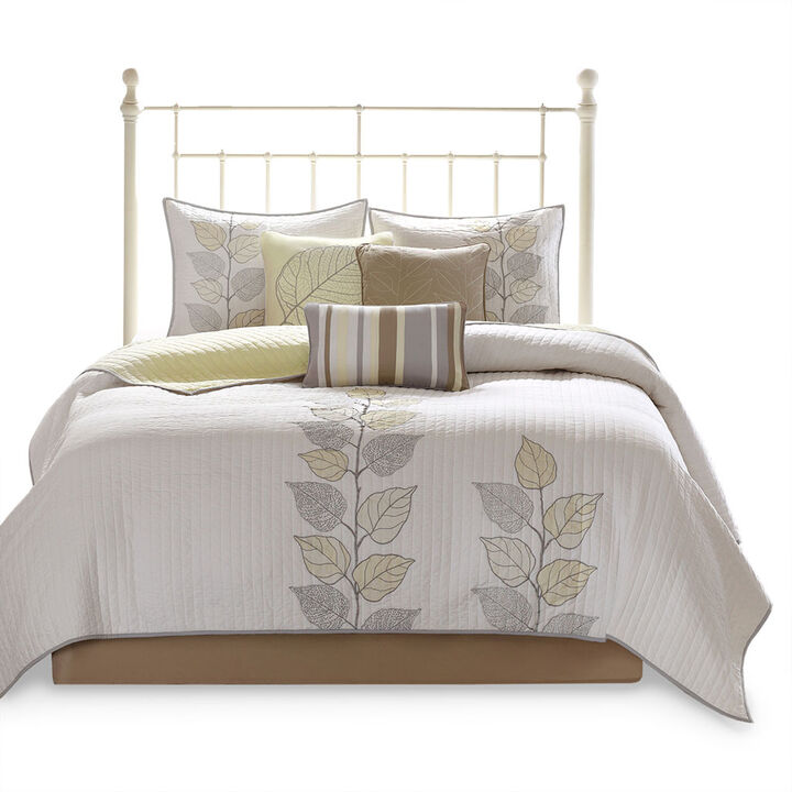 Gracie Mills Forest 6-Piece Embroidered Quilt Set with Throw Pillows