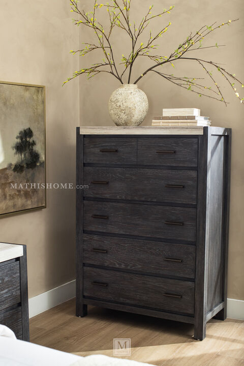 Plum Creek 5 Drawer Chest
