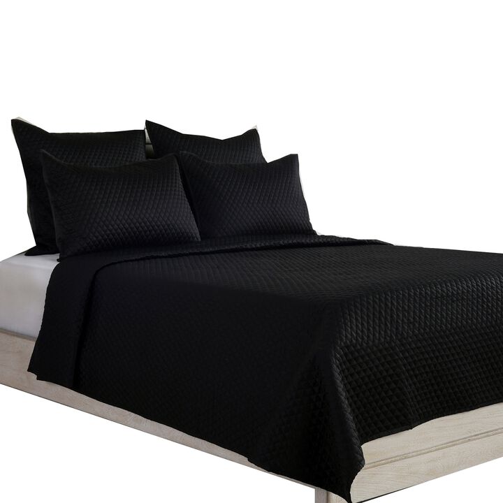 Kahn Hand Stitched Soft Sateen Quilt, Cotton Fill and Binding-Benzara