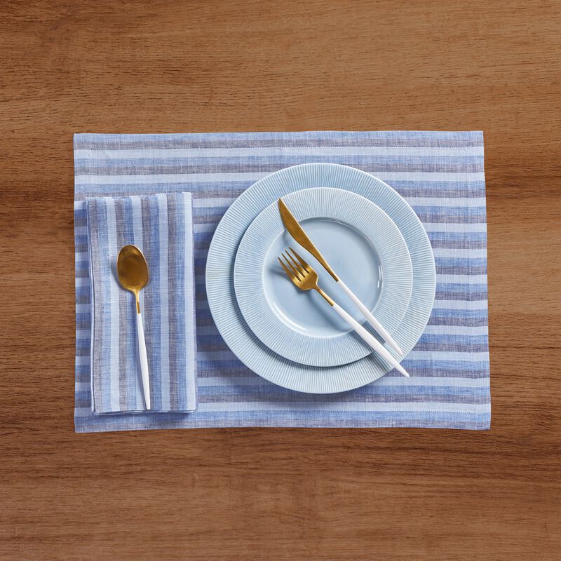 Solino Home 100% Pure Linen Bistro Blue Dinner Napkins 20 x 20 Inch Set of 4