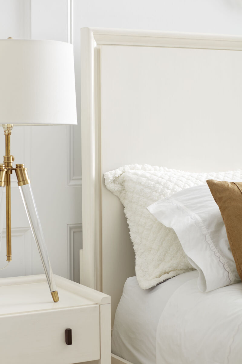 Blanc Panel Bed