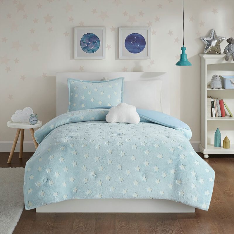 Gracie Mills Euralia Starry Night Glow-in-the-Dark Plush Comforter Set