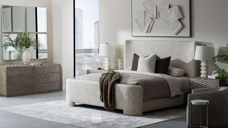Aline Swivel Chair