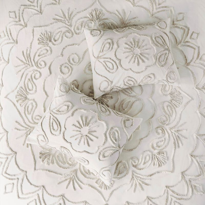 Gracie Mills Gertrude Medallion Chenille 3-Piece Duvet Cover Set