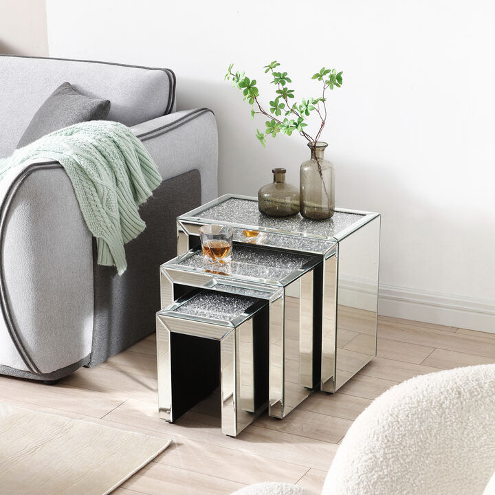 Decor 19.7 in. Silver Rectangle Glass Top Nesting End Table (3 Pieces)