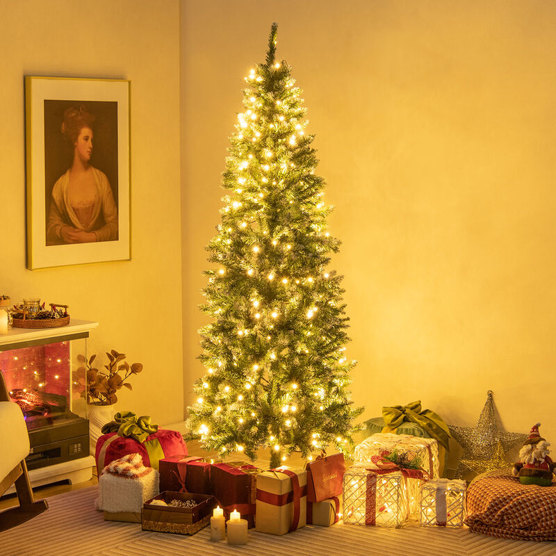 Pre-Lit Artificial Christmas Tree with Snowy Branch Tips for a Wintery and Festive Holiday Atmosphere