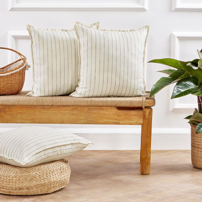 Solino Home Decorative Linen Pillow Cover 20 x 20 Inch - 100% European Flax Throw Pillow Case with Invisible Zipper | Santa Barbara