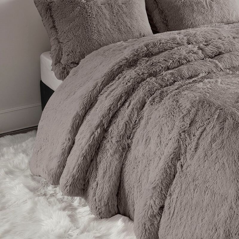 Gracie Mills Susie Solid Shaggy Long Fur Duvet Cover Set
