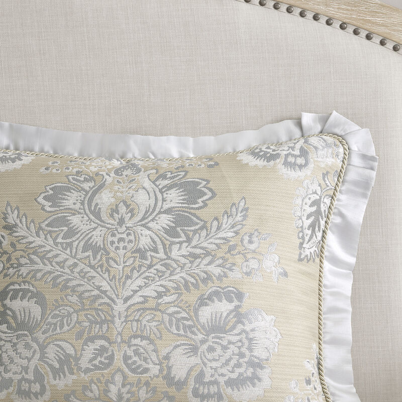 Gracie Mills Yvonne 4-Piece Vintage Chenille Jaquard Comforter Set