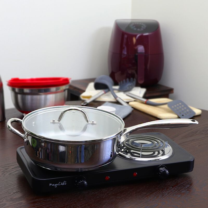 Oster Cuisine Saunders 4.2 Quart Saute Pan with Lid