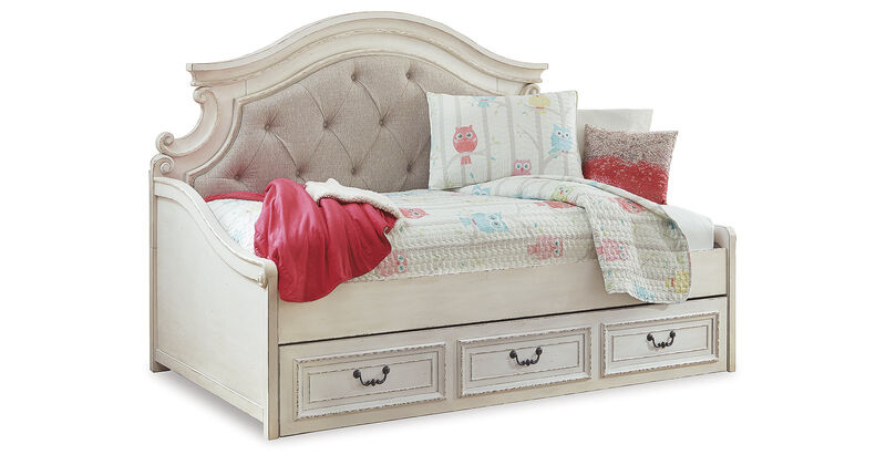 Realyn Twin Daybed