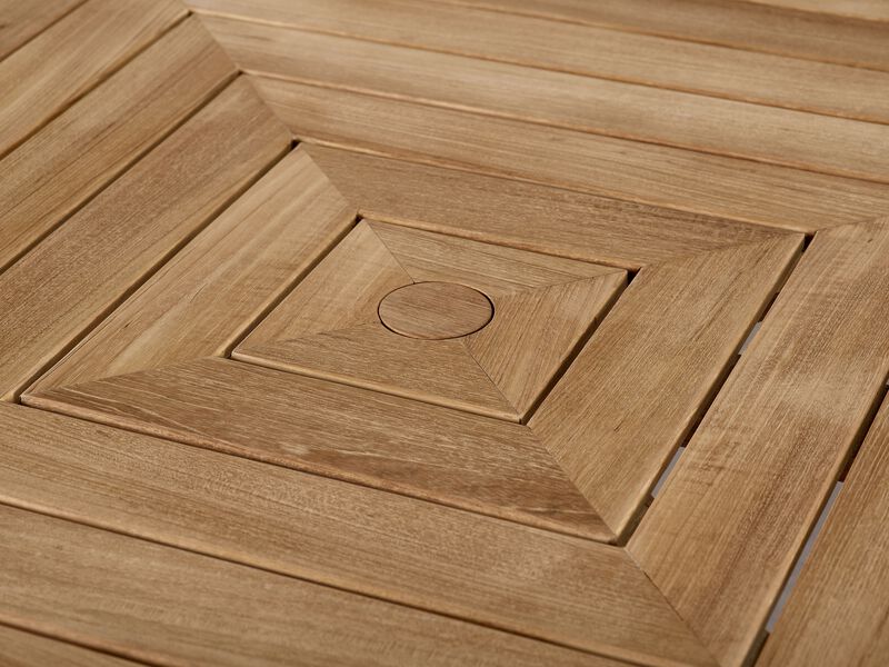 Chesapeake 54" Round Dining Table