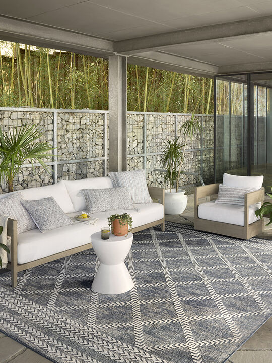 Rainier RAI05 Denim/Ivory 3'11" x 5'11" Rug