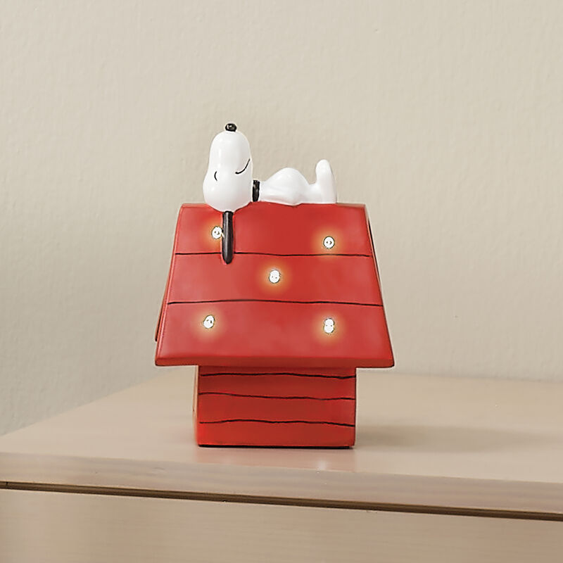 Bedtime Originals Snoopy Dog House Sculpted LED Table Top Night Light Lamp