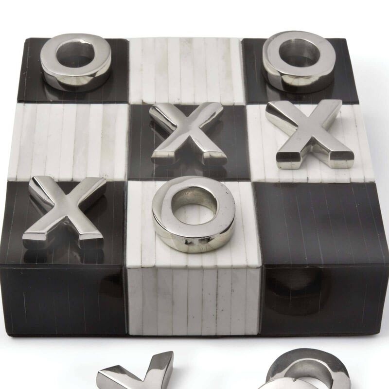 Tic Tac Toe Flat Board With Nickel Pieces