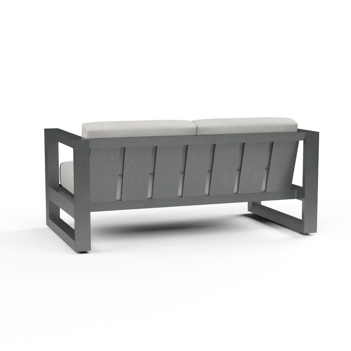 Redondo Loveseat in Cast Silver, No Welt