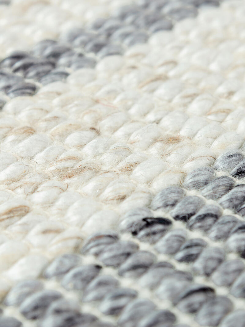 Capri CPI101 7'6" x 9'6" Rug