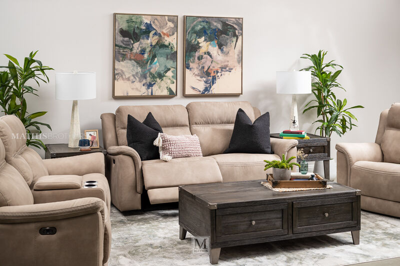 DuraPella Dual Power Reclining Loveseat with Console