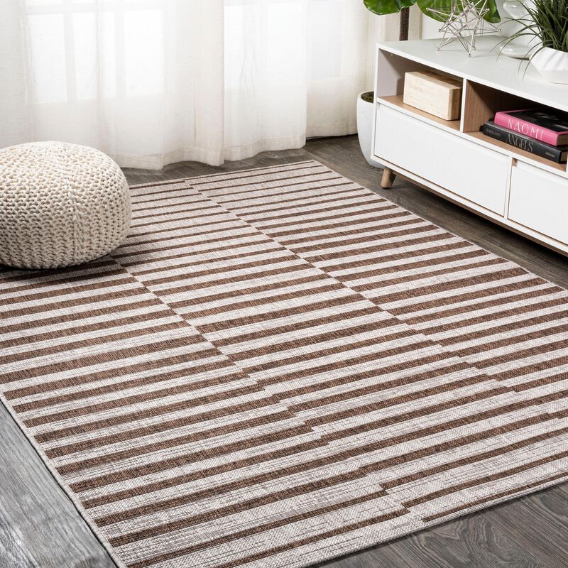 Sukie Modern Offset Stripe Indoor/Outdoor Area Rug