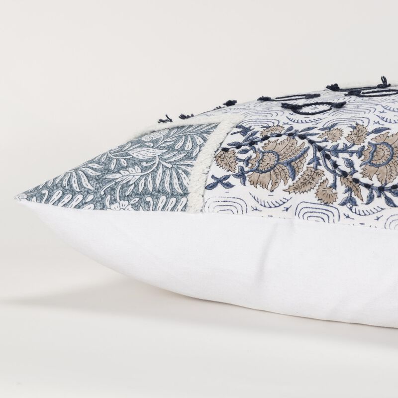 T19633 Pillow