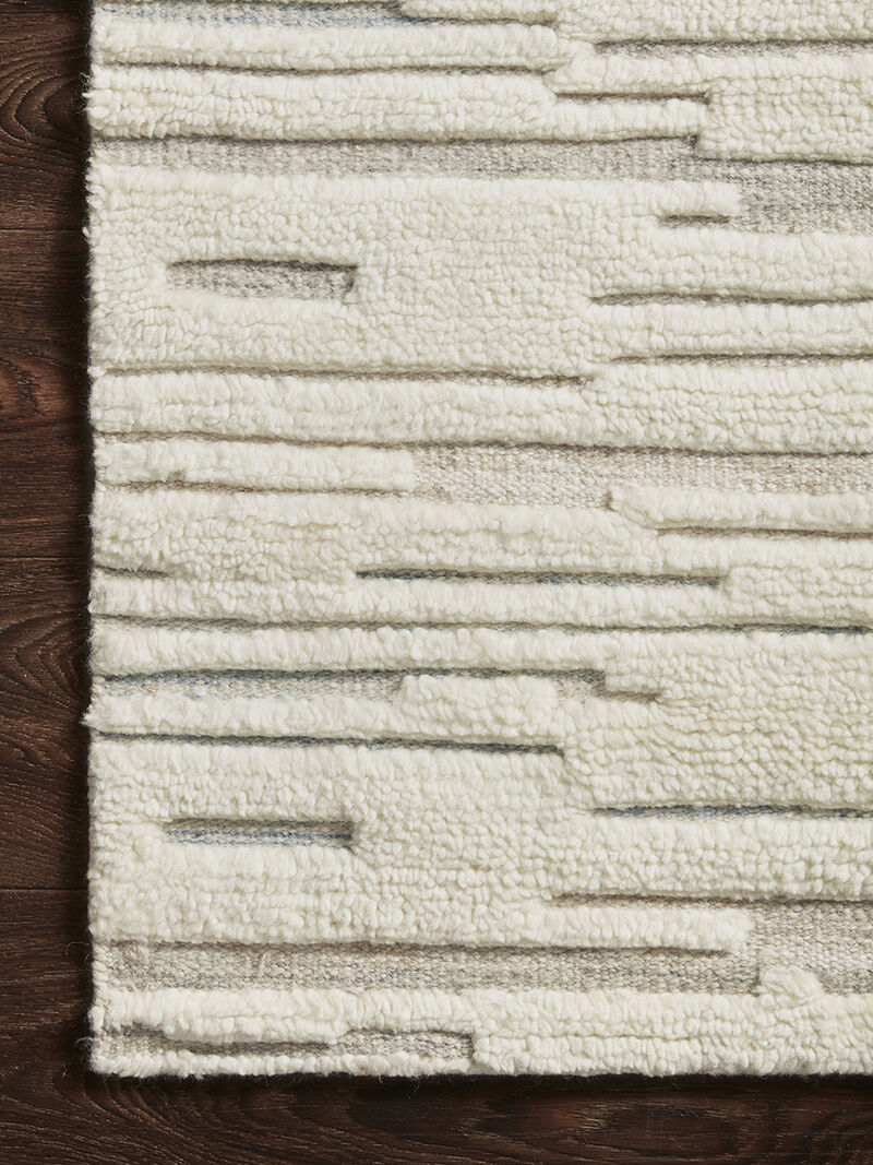 Bennett BEN02 Ivory/Mist 4' x 6' Rug