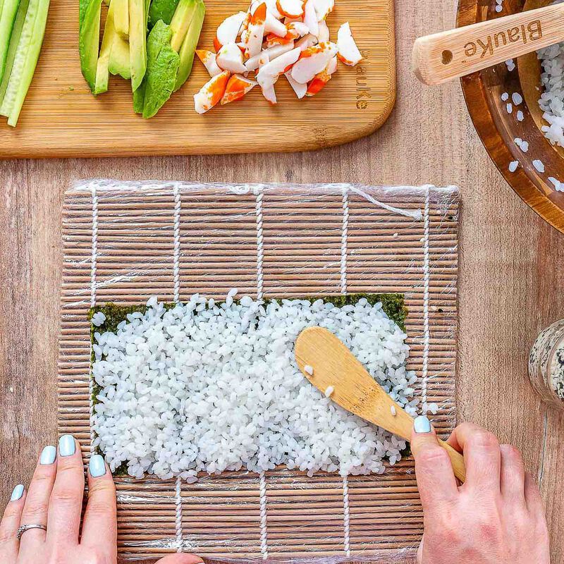 Bamboo Sushi Making Kit with 2 Sushi Rolling Mats, 5 Pairs of Reusable Bamboo Chopsticks, 1 Rice Paddle and 1 Spreader - Beginner Sushi Kit