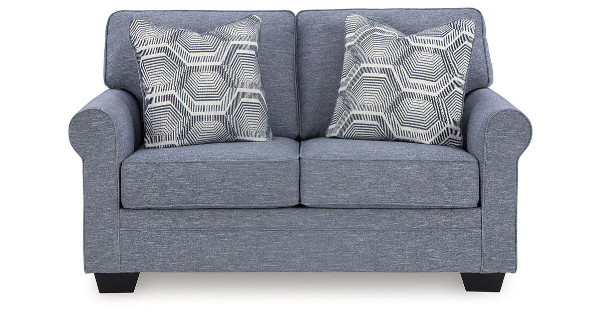 Carissa Manor Loveseat