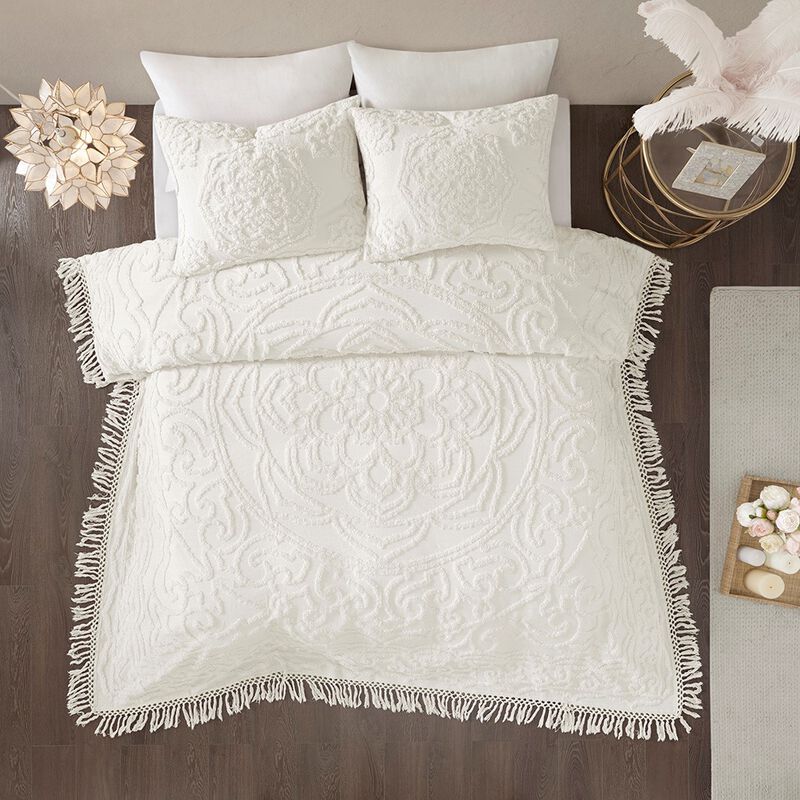 Gracie Mills Ray Boho Tufted Cotton Chenille Medallion Fringe Coverlet Set
