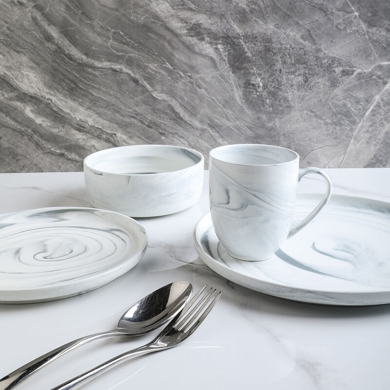 Stone Lain Brighton Porcelain 16 Piece Dinnerware Set