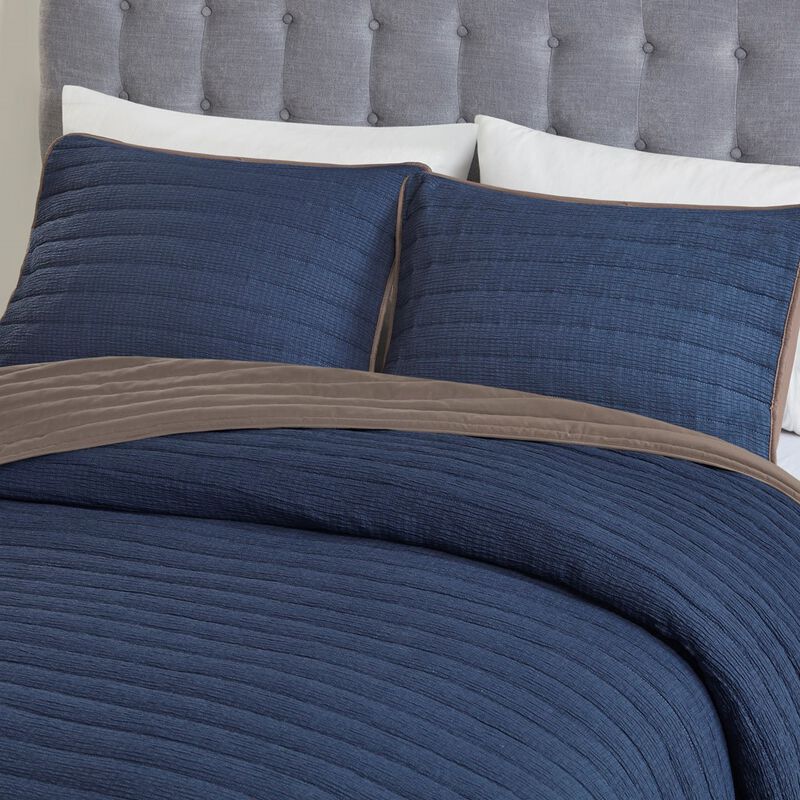 Gracie Mills Angeline Reversible Crinkled Microfiber Quilt Set