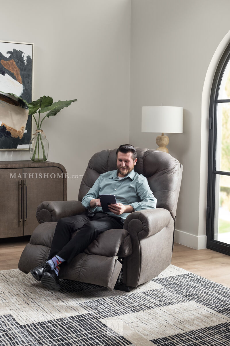 Camera Time Oversized Manual Recliner